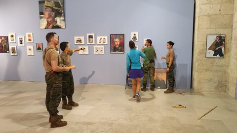 Mujeres de Uniforme — imagen 13