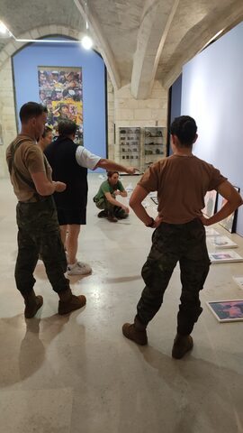 Mujeres de Uniforme — imagen 16