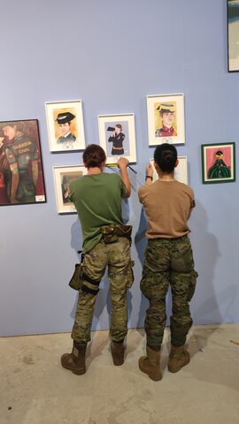 Mujeres de Uniforme — imagen 6