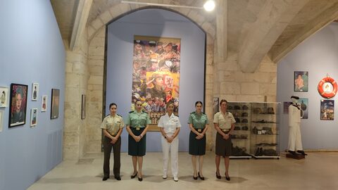 Mujeres de Uniforme — imagen 87