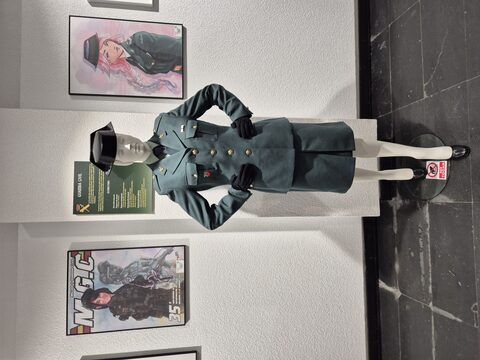 Fotografía 20 de la exposición Mujeres de Uniforme en Guadalajara