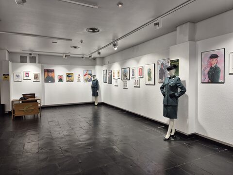Fotografía 29 de la exposición Mujeres de Uniforme en Guadalajara