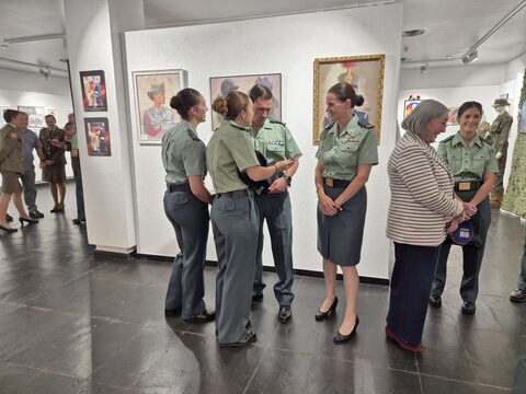 Fotografía 47 de la exposición Mujeres de Uniforme en Guadalajara