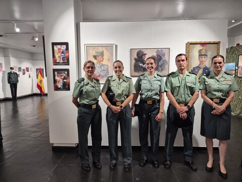 Fotografía 48 de la exposición Mujeres de Uniforme en Guadalajara