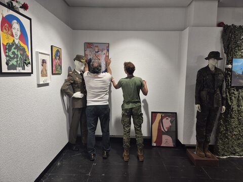 Fotografía 5 de la exposición Mujeres de Uniforme en Guadalajara