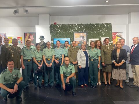 Fotografía 58 de la exposición Mujeres de Uniforme en Guadalajara