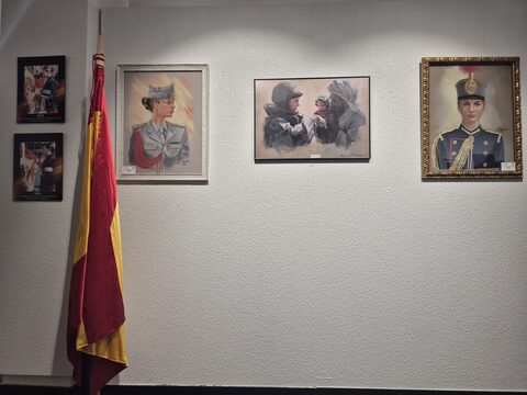 Fotografía 9 de la exposición Mujeres de Uniforme en Guadalajara
