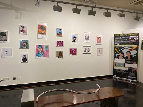 Fotografía 14 de la exposición Mujeres de Uniforme en el Palacio de Villahermosa (Huesca)