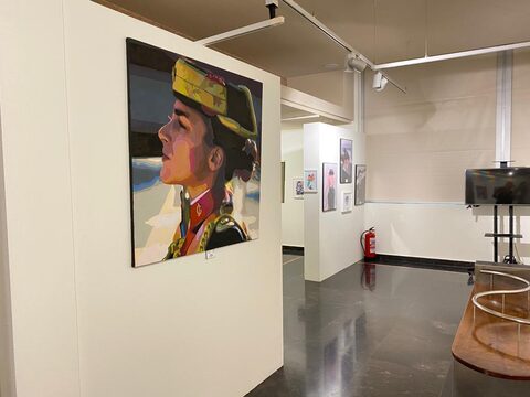 Fotografía 2 de la exposición Mujeres de Uniforme en el Palacio de Villahermosa (Huesca)