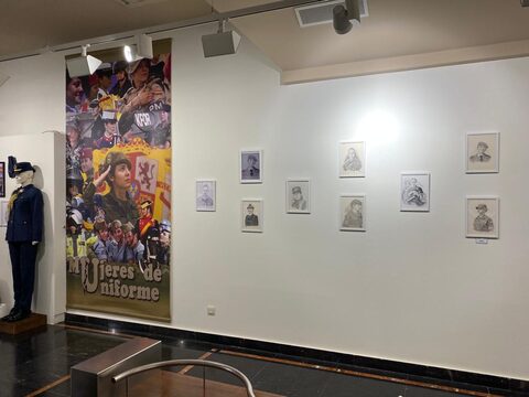 Fotografía 20 de la exposición Mujeres de Uniforme en el Palacio de Villahermosa (Huesca)