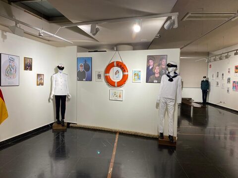 Fotografía 21 de la exposición Mujeres de Uniforme en el Palacio de Villahermosa (Huesca)