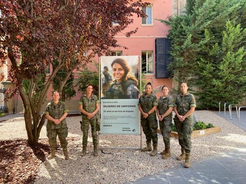 Fotografía 23 de la exposición Mujeres de Uniforme en el Palacio de Villahermosa (Huesca)