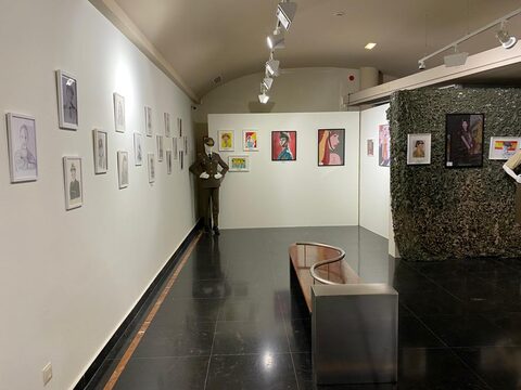 Fotografía 32 de la exposición Mujeres de Uniforme en el Palacio de Villahermosa (Huesca)