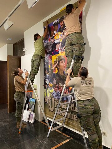 Fotografía 45 de la exposición Mujeres de Uniforme en el Palacio de Villahermosa (Huesca)