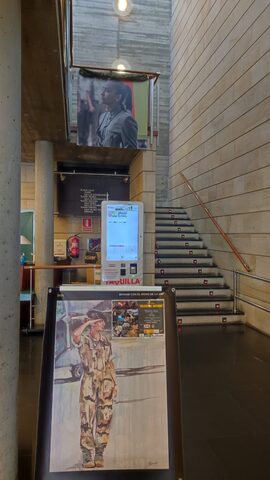 Fotografía 2 de la exposición de pinturas en Soria