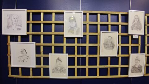 Fotografía 26 de la exposición de pinturas en Soria