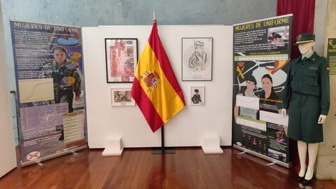 Fotografía 42 de la exposición de pinturas en Soria