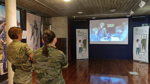 Fotografía 54 de la exposición de pinturas en Soria
