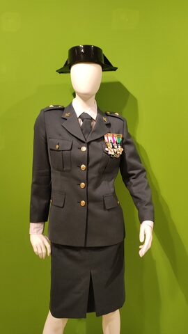 Fotografía 6 de la exposición Mujer y Guardia Civil en Zaragoza