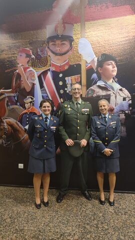 Fotografía 63 de la exposición Mujer y Guardia Civil en Zaragoza