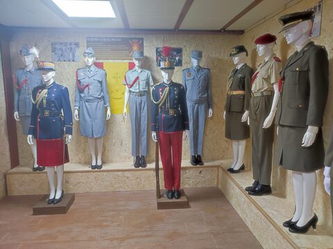 Fotografía 1 de la Sala Histórica Mujeres de Uniforme en Navaleno (Soria)
