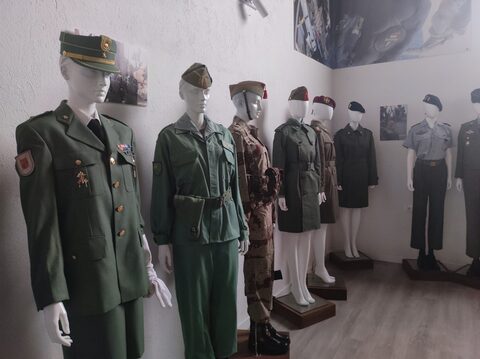 Fotografía 10 de la Sala Histórica Mujeres de Uniforme en Navaleno (Soria)