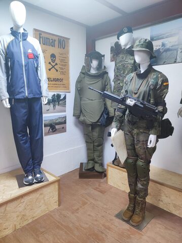 Fotografía 27 de la Sala Histórica Mujeres de Uniforme en Navaleno (Soria)