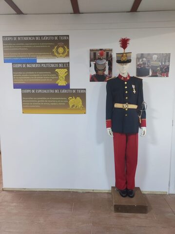 Fotografía 46 de la Sala Histórica Mujeres de Uniforme en Navaleno (Soria)
