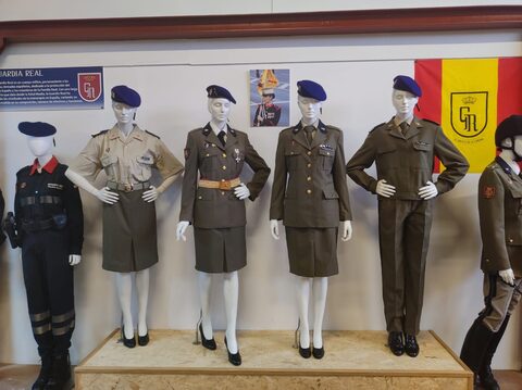 Fotografía 51 de la Sala Histórica Mujeres de Uniforme en Navaleno (Soria)