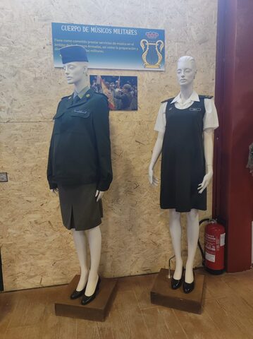 Fotografía 54 de la Sala Histórica Mujeres de Uniforme en Navaleno (Soria)