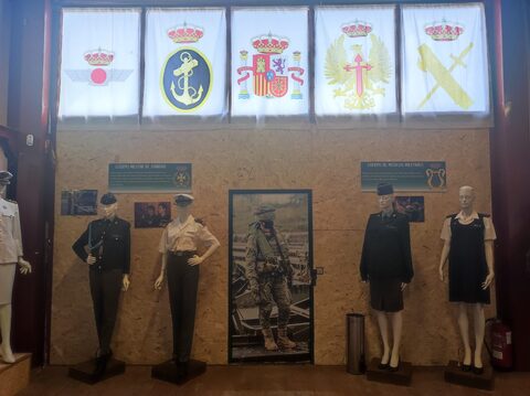 Fotografía 68 de la Sala Histórica Mujeres de Uniforme en Navaleno (Soria)