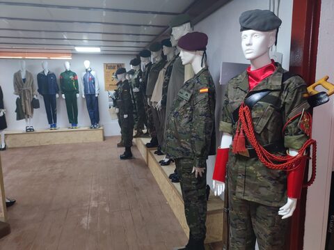 Fotografía 70 de la Sala Histórica Mujeres de Uniforme en Navaleno (Soria)