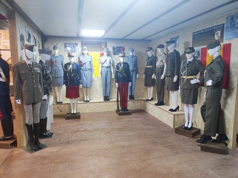 Fotografía 72 de la Sala Histórica Mujeres de Uniforme en Navaleno (Soria)